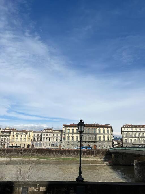 New Residence On Lungarno Soderini Near Ponte Vecchio Флоренція Екстер'єр фото